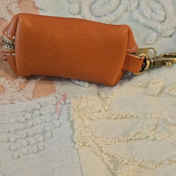 BNNU PLG Keychain Taco - Picture 3 of 4